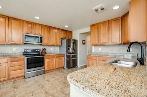 24622 Whitaker Dr, Aurora CO 80016-5892 exterior