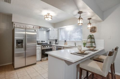 2129 Richbrook Dr, Garland TX 75044-7121 exterior