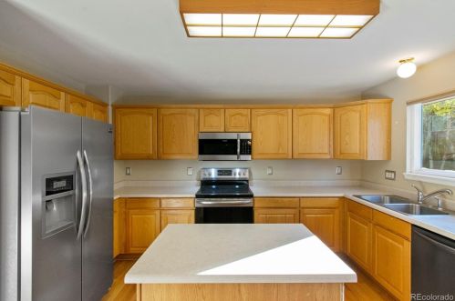 5544 Wenatchee St, Aurora, CO 80015-6758