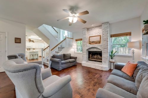 6856 Rolling Rdg Dr, Fort Worth TX  76182-7020 exterior