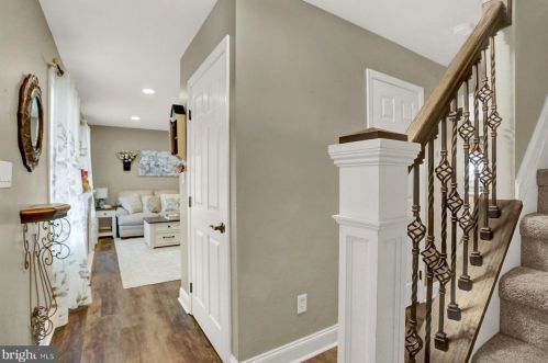 398 Timber Ln, Harrisburg, PA 17112-3100