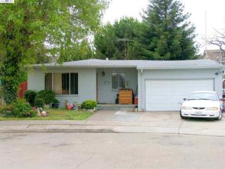 587 Solano Ave, Hayward, CA 94541-3645