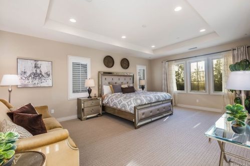 18 Shadybend, Irvine CA  92602-0844 exterior