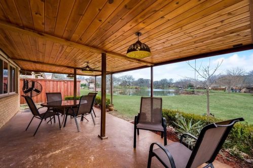 6301 Galaxie Rd, Garland, TX 75044-8125