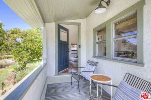 3755 1st Ave, Glendale CA  91214-2431 exterior