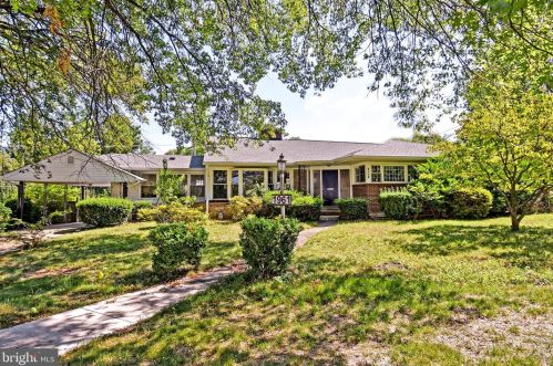 1961 Seminary Rd, Silver Spring, MD 20910-1349