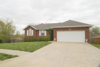 802 Creekwood Ct, Nixa, MO 65714-7627