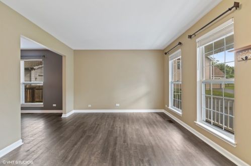 2325 Applewood Ln, Bull Valley, IL 60098-7474