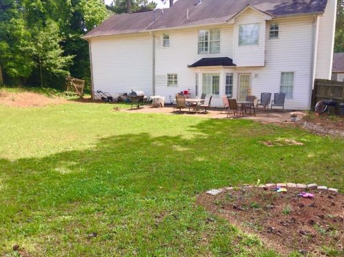 3246 Lindas Cir, Conyers GA  30013-2236 exterior