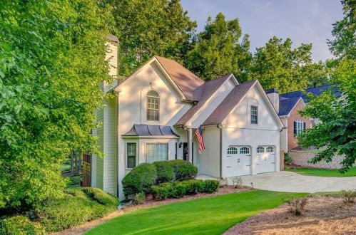 618 Wedgewood Dr, Holly Springs, GA 30189-6157