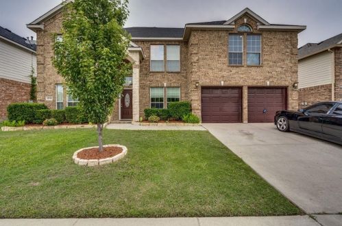 4540 Corner Brook Ln, Fort Worth TX  76123-2755 exterior
