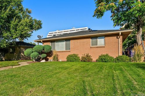 3358 Pontiac St, Denver, CO 80207-2304