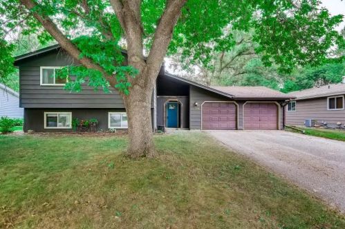 1166 Van Buren St, Prior Lake, MN 55379-2074