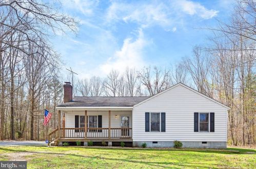 1800 Willow Brook Rd, Bumpass, VA 23024-3015
