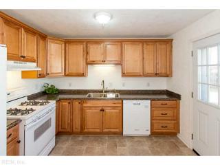 3001 Mattox Dr, Chesapeake VA  23325-3617 exterior