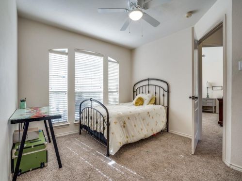 2507 Gln Morris Rd, Carrollton TX 75007-1916 exterior