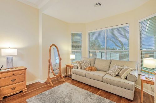 15920 Braesgate Dr, Austin TX  78717-4817 exterior