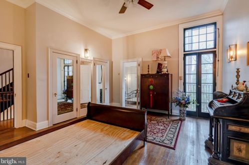 231 Orange St, Lancaster PA  17602-2914 exterior