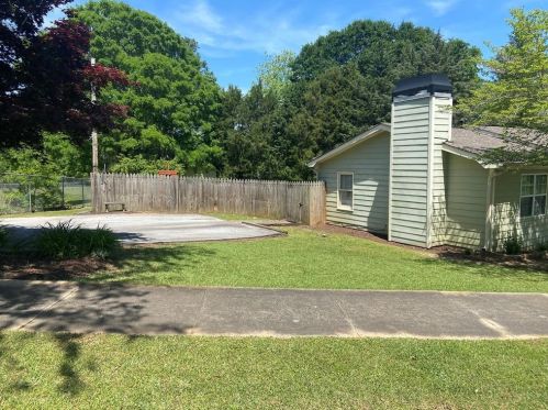 1680 Hill St, Conyers GA  30012-3724 exterior