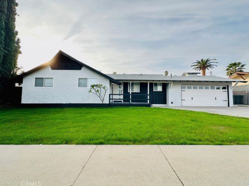 982 Clifford Ave, Rialto, CA 92376-4135