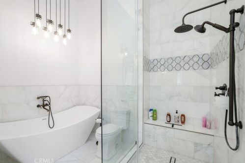 864 Kenneth Rd, Glendale CA  91202-1448 exterior
