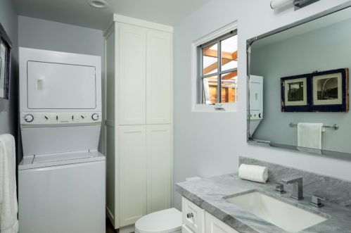 1475 Country Clb Dr, Los Altos CA 94024-5904 exterior