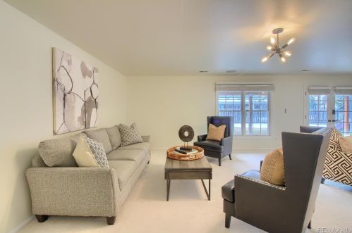 6324 Stanford Ave, Englewood CO 80110-5579 exterior