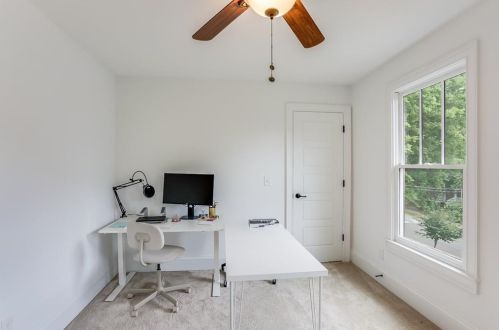300 Holderness St, Atlanta GA  30310-1306 exterior