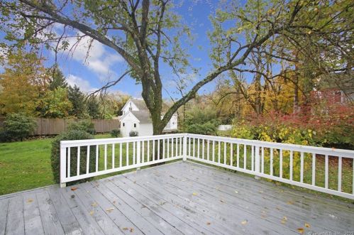 280 Newtown Ave, Norwalk CT  06851-2518 exterior