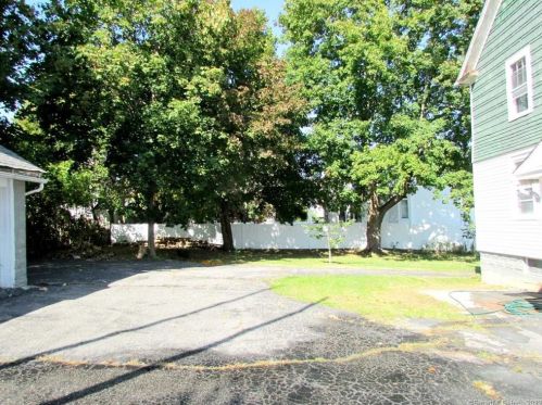 182 Beechwood Ave, Torrington CT  06790-5123 exterior