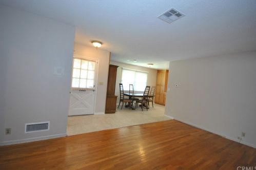 2002 Ninth St, Anaheim CA  92802-3203 exterior