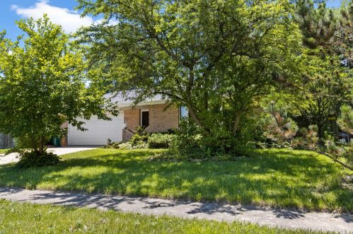 103 Ridge Rd, Joliet, IL 60404-9757