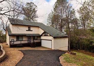 130 Jade Ln, Paradise, CA 95969-6101