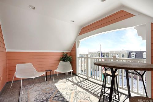 10353 58th Ave, Denver CO  80238 exterior