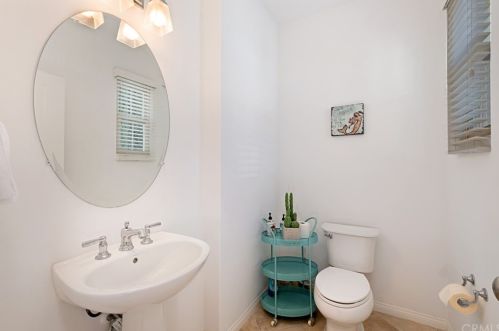 57 Crestwick, Irvine CA  92620-7306 exterior