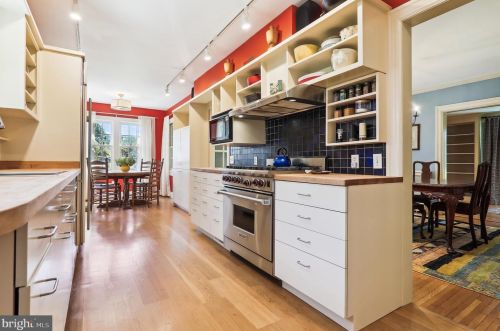 1310 Noyes Dr, Silver Spring MD 20910-2224 exterior