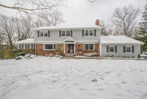 18 Hilltop Rd, Kinnelon, NJ 07405-2163