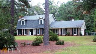 217 Willowcrest Way, Lagrange, GA 30240-6317