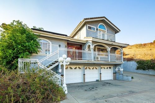 4851 Esperanza Dr, La Verne, CA 91750-2262