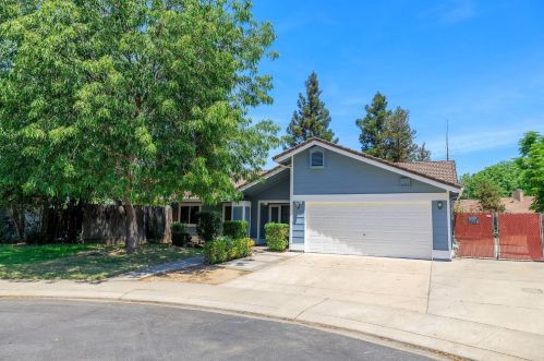 3417 Pinyon Pine Ln, Modesto, CA 95354-4163