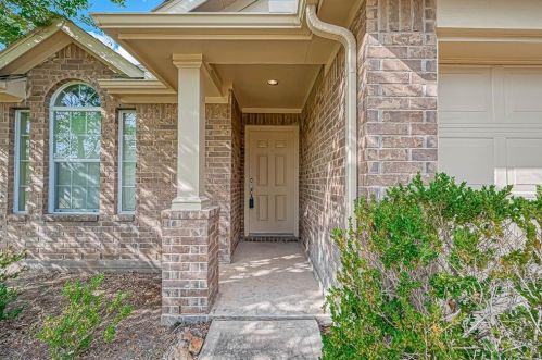 8206 Dusty Canyon Ln, Richmond TX  77407-5760 exterior