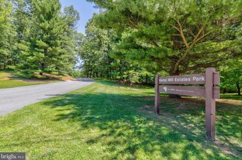 11404 Fairoak Dr, Silver Spring MD  20902-3137 exterior