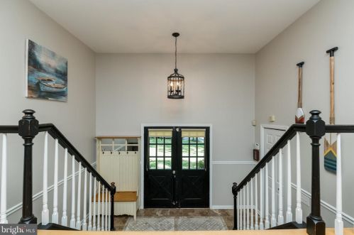 185 Berrywood Dr, Severna Park MD 21146-2030 exterior