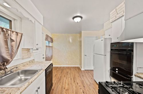 14930 Parkside Ave, Dixmoor IL  60426-2548 exterior