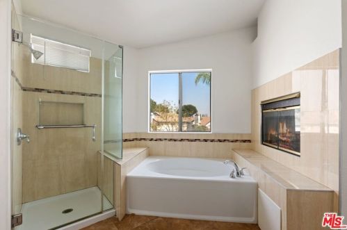 9193 Middlefield Dr, Riverside CA  92508-6258 exterior