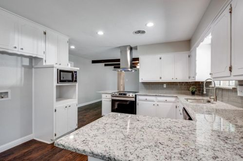 5216 Morley Ave, Fort Worth TX  76133-2151 exterior