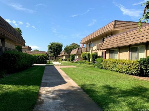 18191 Bryce Ct, Santa Ana, CA 92708-6807
