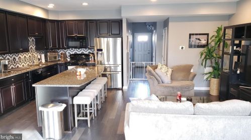 80 Sundance Dr, Trenton NJ 08619-3968 exterior