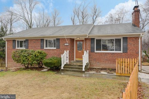7405 Hallmark Pl, Springfield, VA 22150-3835