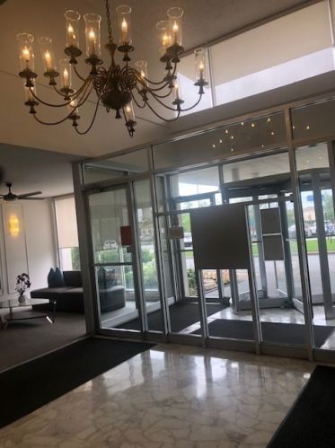 8815 Golf Rd, Niles IL  60714-5710 exterior